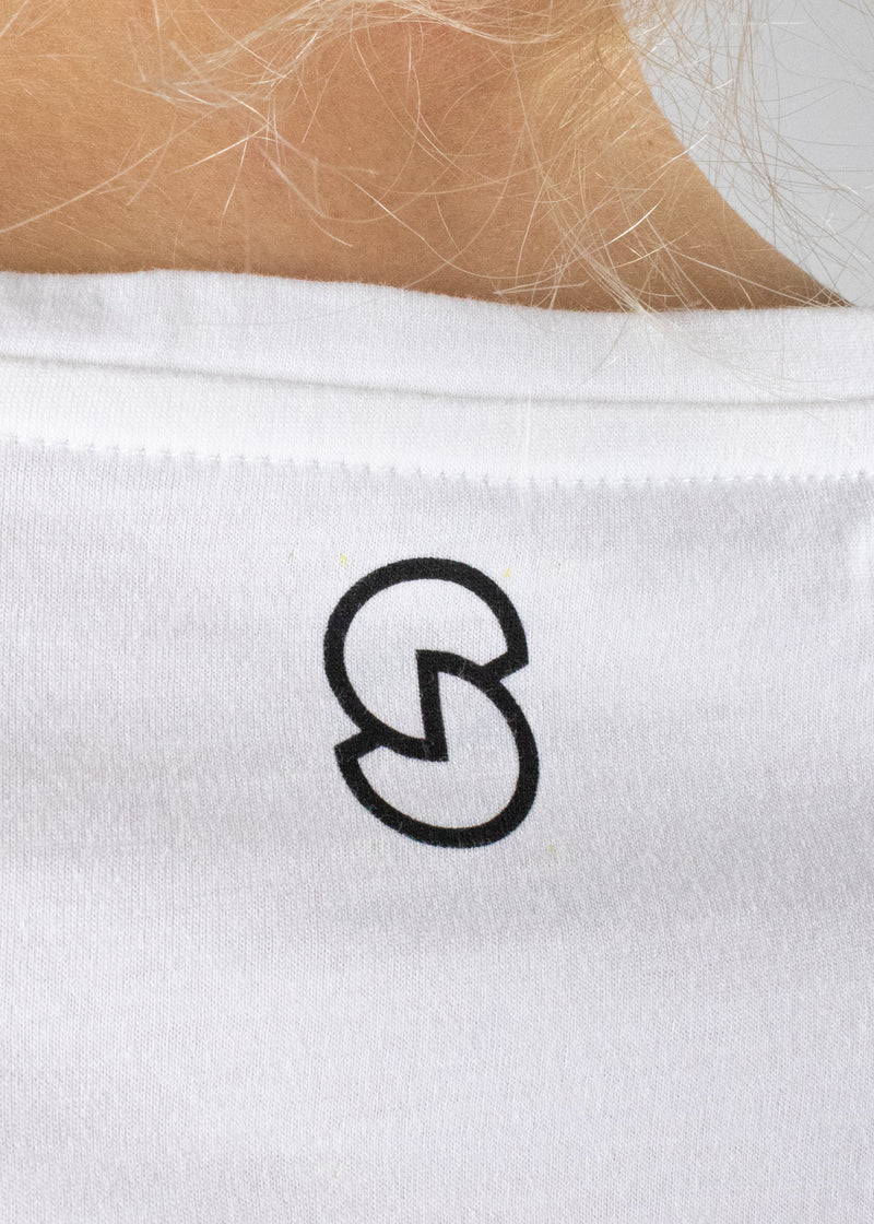 Perfect Little White Tee from Susimust SS19 collection - showing the black Susimust logo detail in close up
